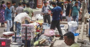 स्ट्रीट वेंडर्स के लिए PM SVANidhi योजना का नया चरण: मिलेगा ₹30,000 UPI क्रेडिट कार्ड और सब्सिडी लोन